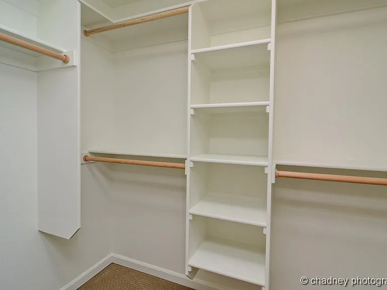 112 NE 43rd Ave — Photo 11
