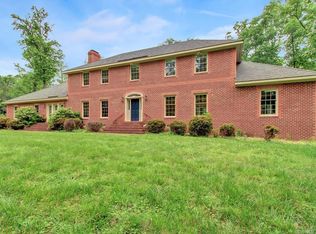 2 Lower Tuckahoe Rd W, Henrico, VA 23238