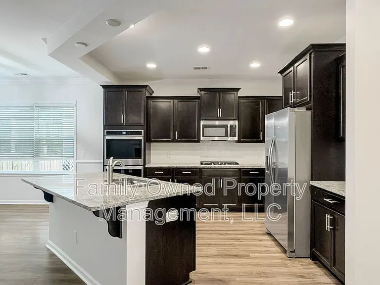 603 Pendleton Dr — Photo 11