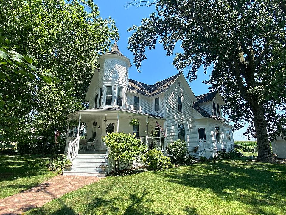 205 S Walnut St, Cooksville, IL 61730 Zillow