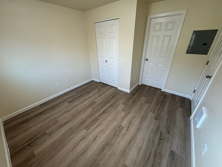2215 Elm St SW — Photo 33
