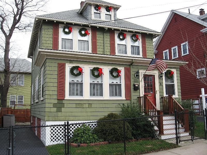 2nd image of 6 Grayson St