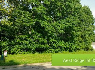 875 Grafton Hills Dr, Grafton, IL 62037