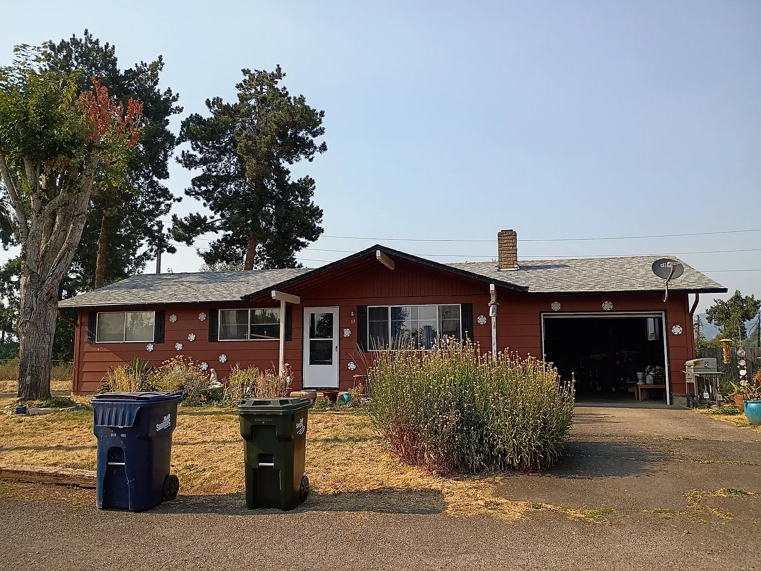3 bed, $800 — Photo 1