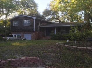 30 Linwood Rd NW, Fort Walton Beach, FL 32547