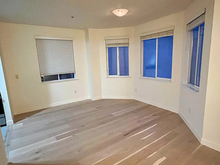 1625 Pacific Ave #404 — Photo 5
