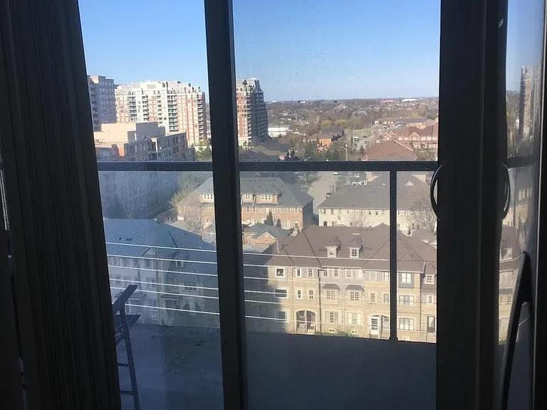 9088 Yonge St #1005 — Photo 11