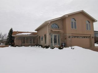 8237 Jessica Ln, Tinley Park, IL