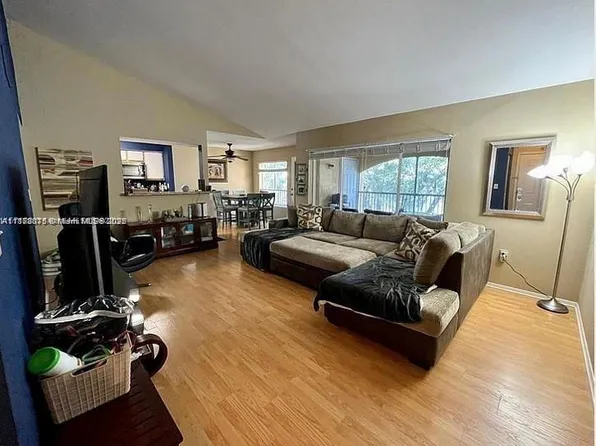 2445 NW 33rd St APT 1413, Fort Lauderdale, FL 33309