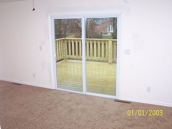 5th image of 704 Hi Crest Dr