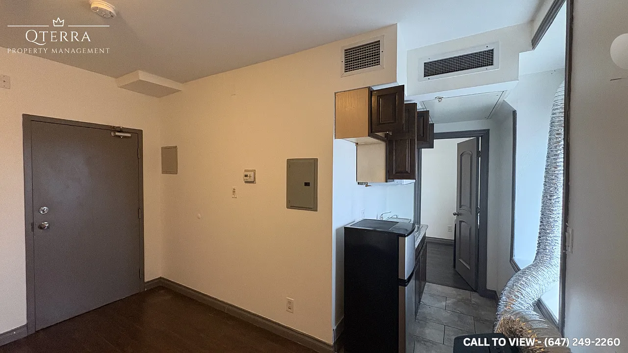 1 bed, 500 sqft, $1,299 — Photo 3