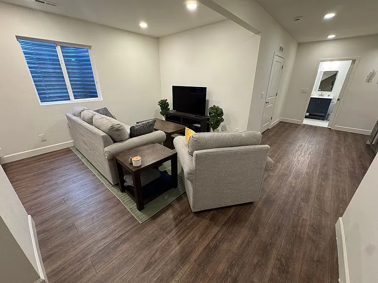 8087 E 53rd Dr — Photo 21