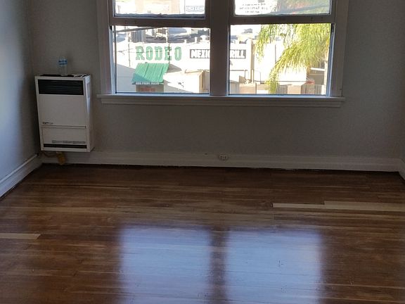 5th image of 1316 Lemoyne St APT 14
