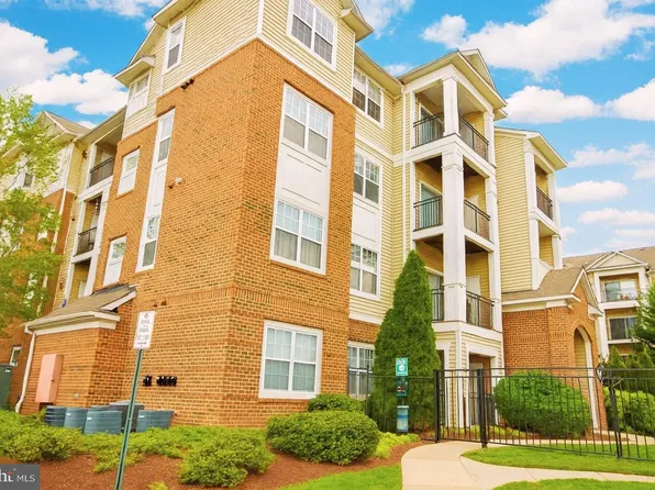 12958 Centre Park Cir APT 219, Herndon, VA 20171