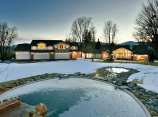 1395 Northridge Dr, Mount Shasta, CA 96067