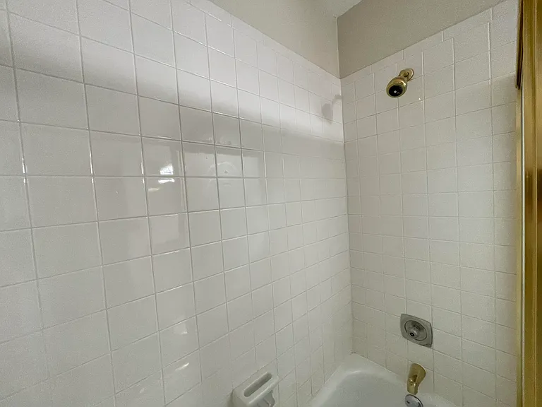 354 SW 28th Ave — Photo 25