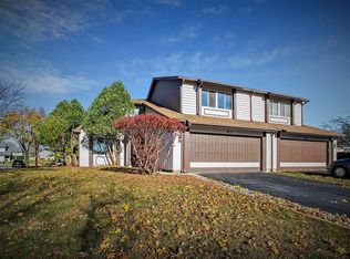 560 La Salle Ct N, Buffalo Grove, IL