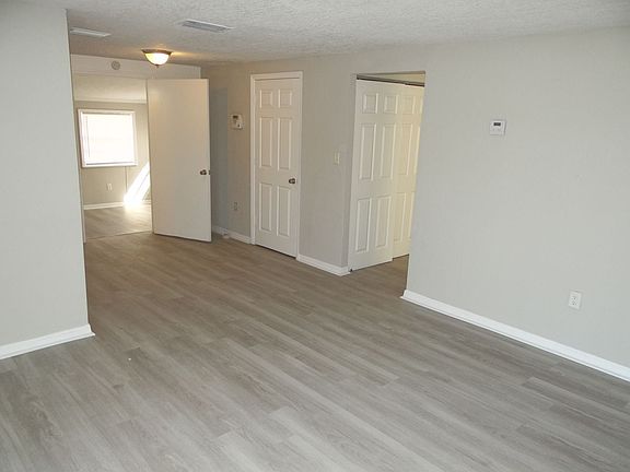 2nd image of 3205 N 47th St