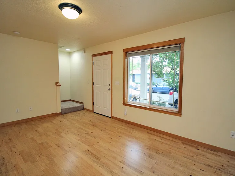 5612 SE 22nd Ave — Photo 5