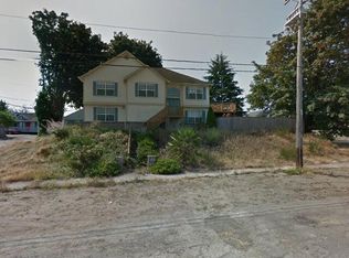 2328 Kaululaau St, Honolulu, HI 96813