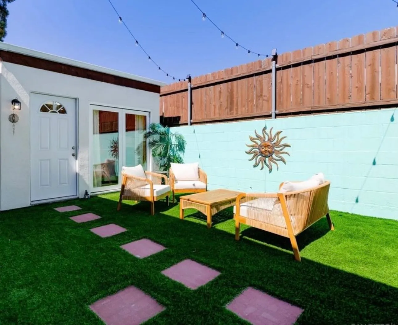2 bed, 1021 sqft, $4,500 — Photo 1