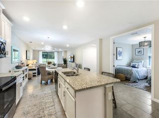 14551 Edgewater Cir, Naples, FL 34114