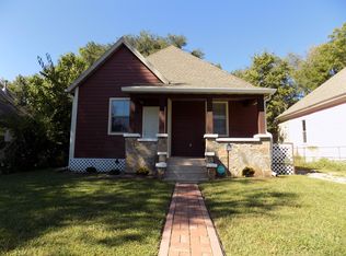 911 W Poplar St, Springfield, MO 65802