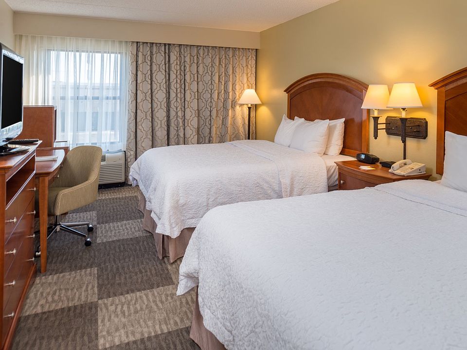 2 Queen Room