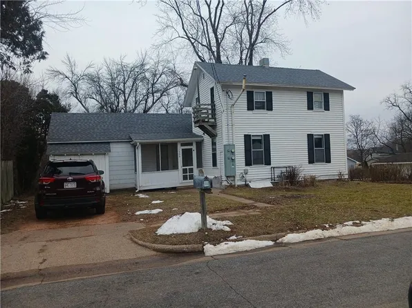 1506 Avenue A #1&2, Eau Claire, WI 54703