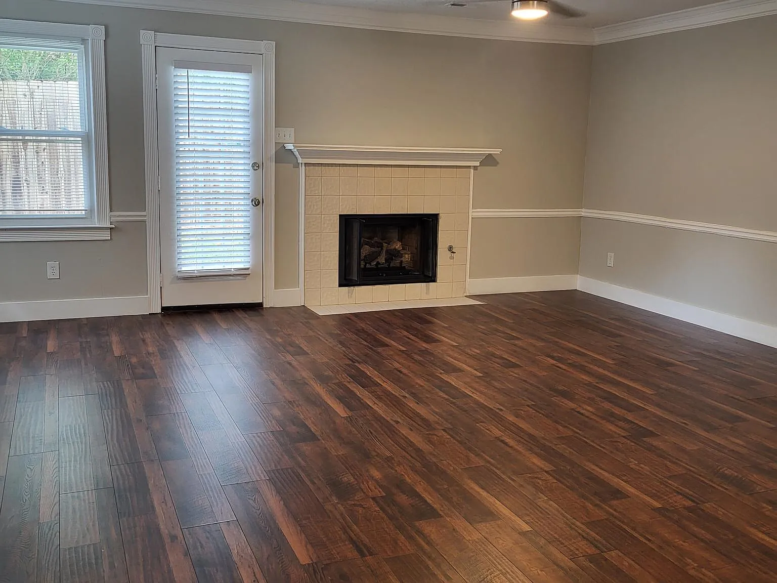 2 bed, 1452 sqft, $2,000 — Photo 4