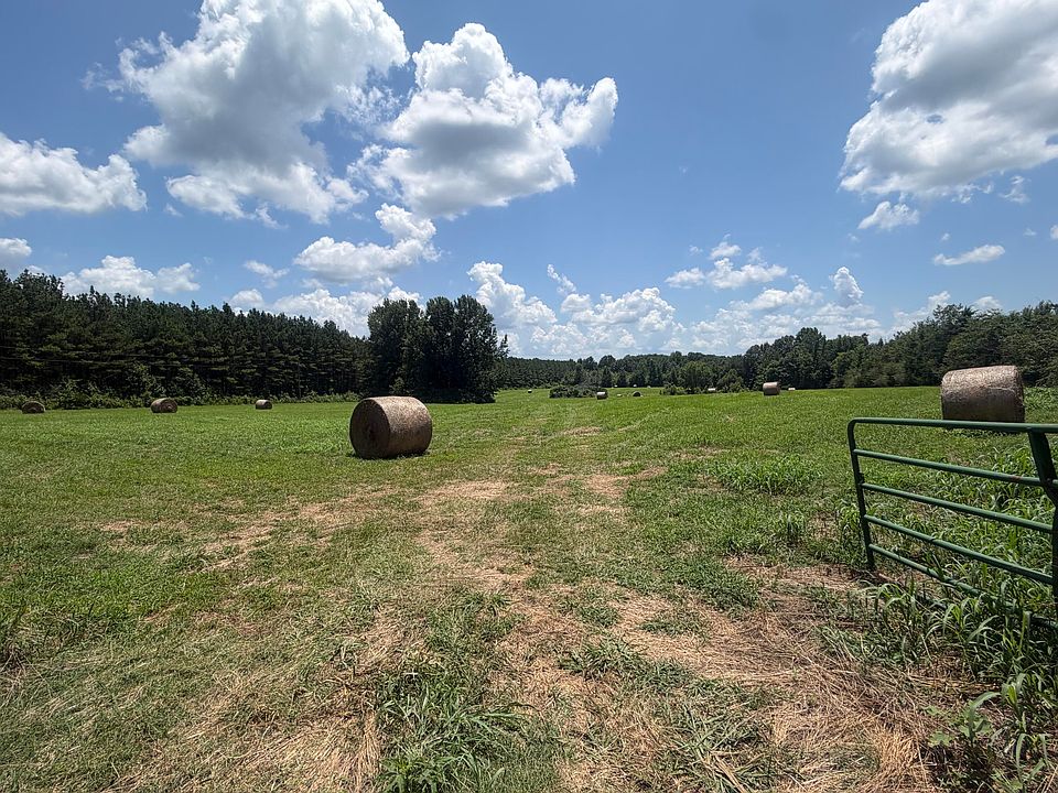 1st image of Graves Rd