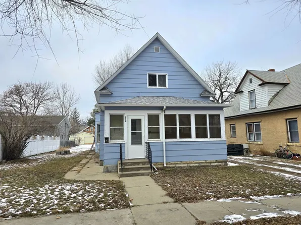 212 S Sargent Ave, Glendive, MT 59330