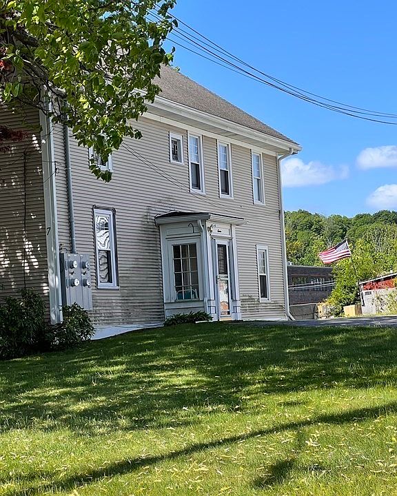 2nd image of 77 Spring St #9