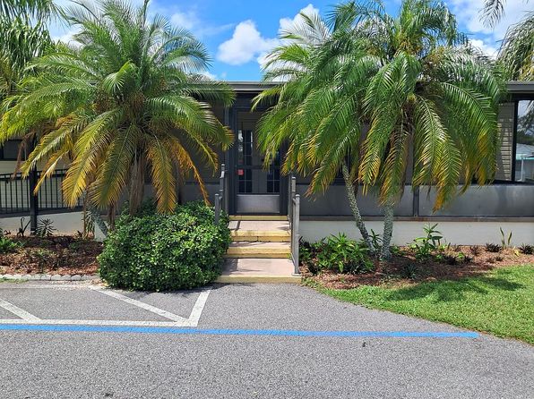 1208 Lee St #66