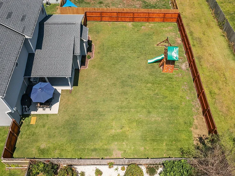 509 Romper Rd — Photo 32