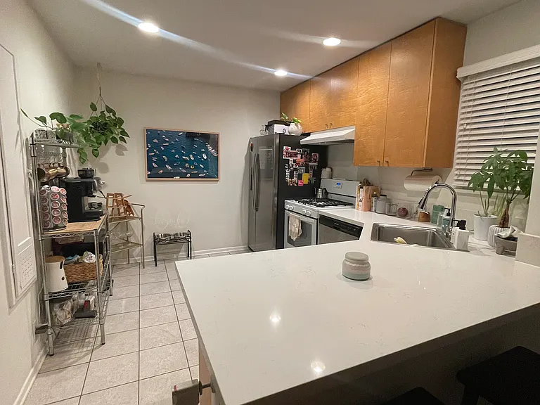 243 Bicknell Ave #C — Photo 4