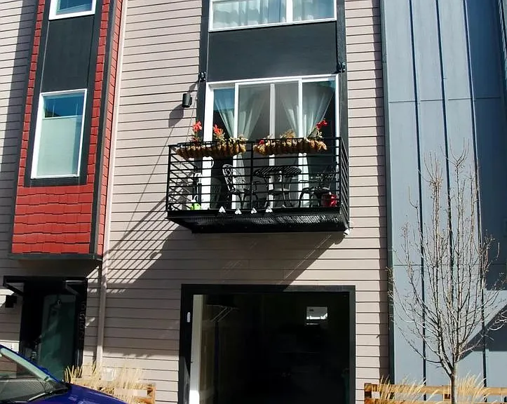 5552 W 10th Pl — Photo 2