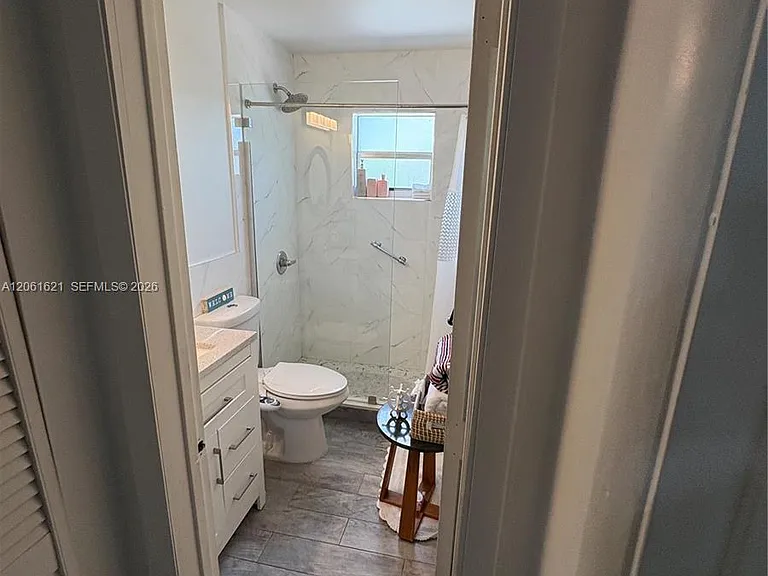 191 NW 17th Ave #3 — Photo 20