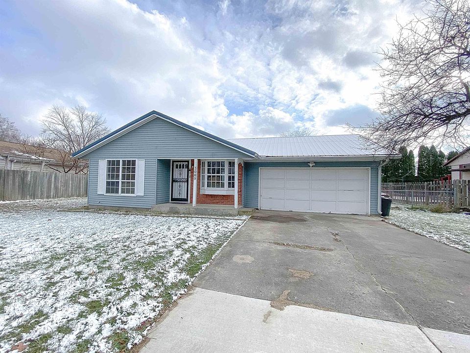 1st image of 3009 Tomlinson Dr