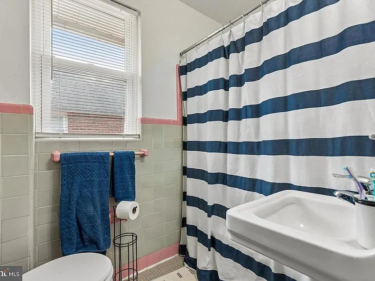 621 Hamilton St — Photo 5