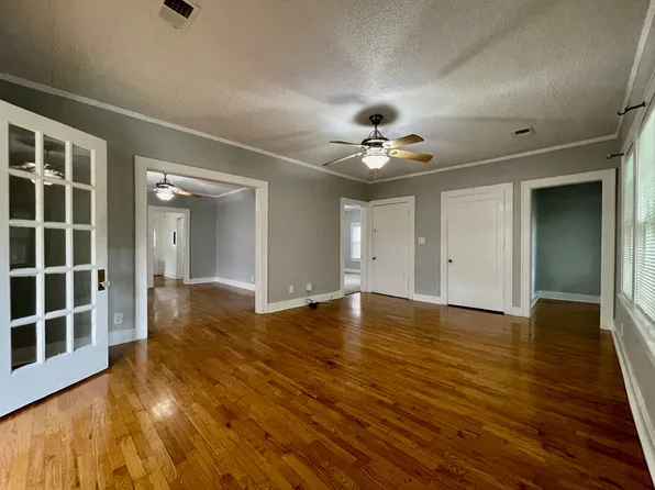 3615 Wyoming Street, 3615 Wyoming St APT 2, Kansas City, MO 64111
