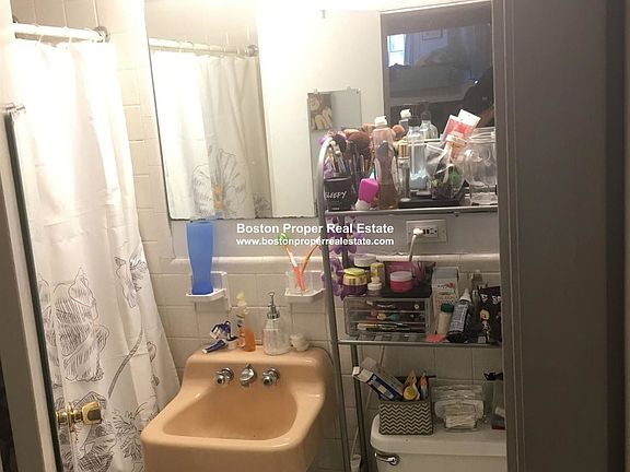 289 Newbury #2 Boston - Back Bay Unit Photo 5