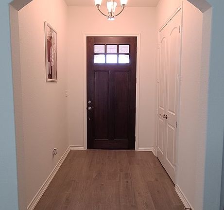 5th image of 205 Skye Dr