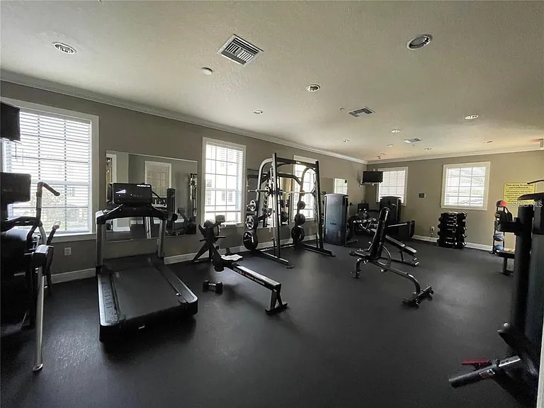 5213 Beach Breeze Ct — Photo 21