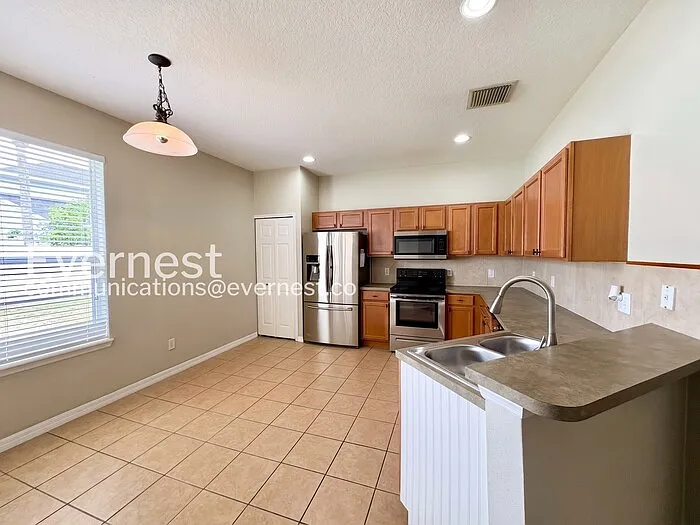 1361 Periwinkle Blue Way — Photo 6