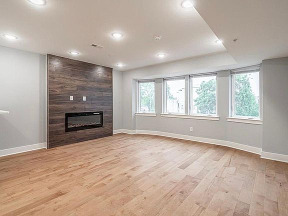 2nd image of 1501 N Bailey St #D