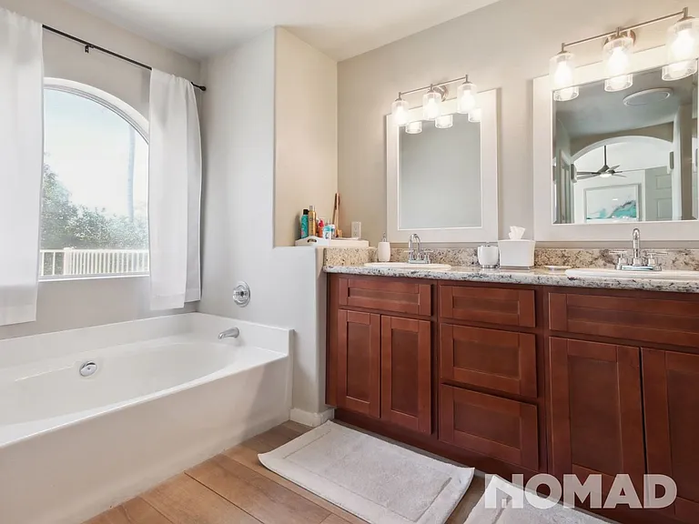 1303 E Washington Ave — Photo 21