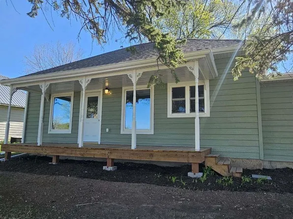 304 Walnut St, Maskell, NE 68751