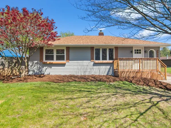 4895 Cherry St, Griffith, IN 46319