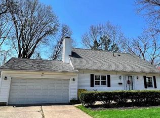 362 N Main St, Hudson, OH 44236